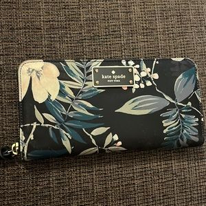 Kate spade wallet